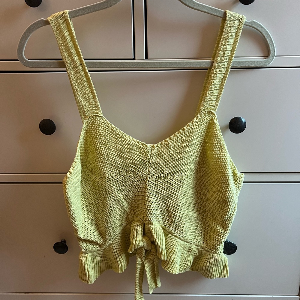 Women’s Knit Tie-Front Crop Tank Top - Yellow